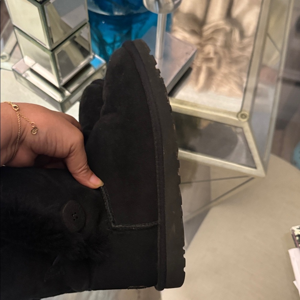 UGG Black Winter Boots with Fur Trim - Picture 3 of 4